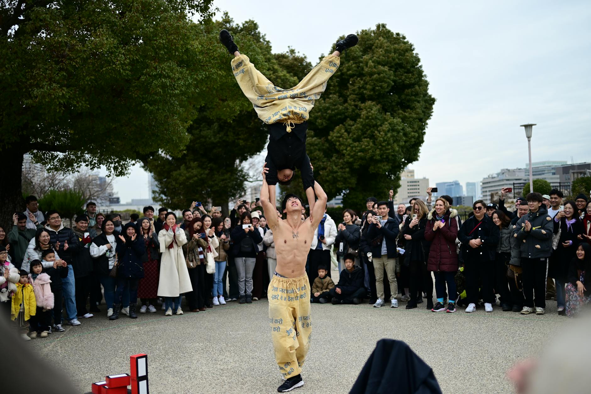 japanese_artist_performance